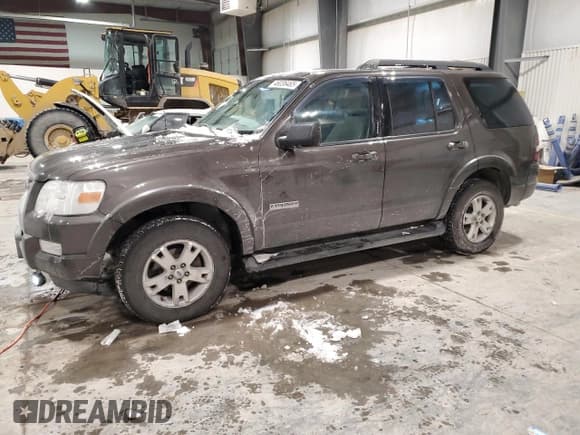 ✅ 2007 Ford Explorer XLT • VIN: 1FMEU73E57UA98273 • Lot: 46036465. Listed on Copart with 141,335 mi. Free auction sales archive from the USA and detailed vehicle history report at DreamBid. Image 1.