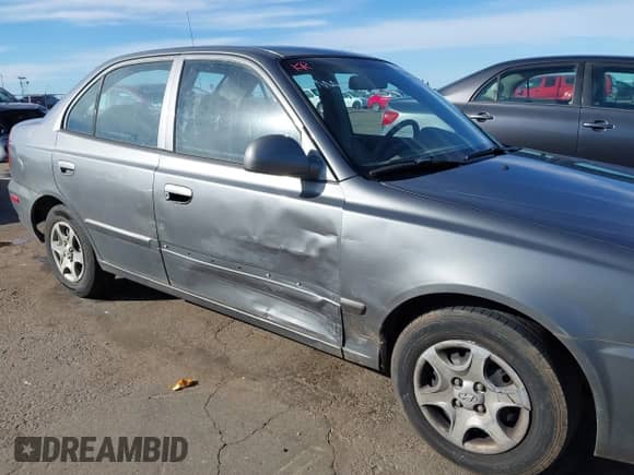 2004 Hyundai Accent GL с VIN KMHCG45C04U531177, выставлен на аукционе IAAI как лот 41526033 с пробегом 126 102 миль миль и . История ставок и продаж доступна на DreamBid. Изображение 6.