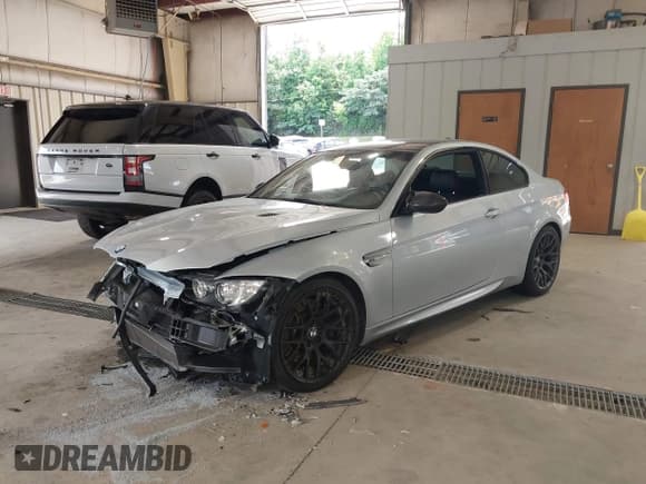 ✅ 2013 BMW M3 • VIN: WBSKG9C56DJ593341 • Lot: 42652368. Listed on IAAI with 66,338 mi. Free auction sales archive from the USA and detailed vehicle history report at DreamBid. Image 2.