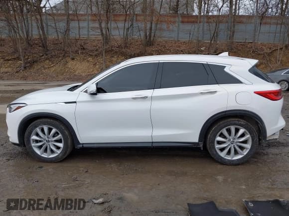 ✅ 2019 Infiniti QX50 Luxe • VIN: 3PCAJ5M3XKF122632 • Lot: 41649378. Listed on IAAI with 80,156 mi. Free auction sales archive from the USA and detailed vehicle history report at DreamBid. Image 15.