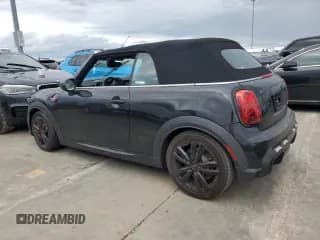 ✅ 2024 MINI Convertible John Cooper Works • VIN: WMW63DL05R3R50948 • Lot: 74873014. Wystawiony na Copart z przebiegiem Nie podano. Bezpłatny archiwum sprzedaży aukcyjnych z USA i szczegółowy raport historii pojazdu na DreamBid. Zdjęcie 2.