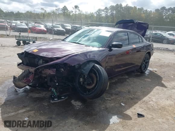 ✅ 2022 Dodge Charger SXT • VIN: 2C3CDXBG5NH161732 • Lot: 43415339. Wystawiony na IAAI z przebiegiem 126 447 mil. Bezpłatny archiwum sprzedaży aukcyjnych z USA i szczegółowy raport historii pojazdu na DreamBid. Zdjęcie 2.