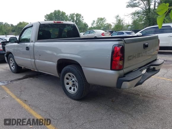 ✅ 2005 Chevrolet Silverado 1500 Work Truck • VIN: 1GCEC14X15Z182336 • Lot: 43214293. Listed on IAAI with 173,125 mi. Free auction sales archive from the USA and detailed vehicle history report at DreamBid. Image 3.