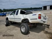 ✅ 1995 Toyota Pickup DLX • VIN: JT4VN13D8S5155400 • Лот: 67085665. Опубликован ранее на Copart с пробегом 239 009 миль. Бесплатный доступ к архиву аукционных продаж из США и подробный отчёт об истории автомобиля на DreamBid. Изображение 2.