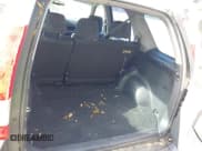 ✅ 2004 Honda CR-V LX • VIN: SHSRD78534U235531 • Lot: 41949403. Wystawiony na IAAI z przebiegiem 143 292 mil. Bezpłatny archiwum sprzedaży aukcyjnych z USA i szczegółowy raport historii pojazdu na DreamBid. Zdjęcie 14.