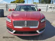 ✅ 2019 Lincoln Nautilus Standard • VIN: 2LMPJ6J94KBL41009 • Lot: 82875204. Listed on Copart with 31,424 mi. Free auction sales archive from the USA and detailed vehicle history report at DreamBid. Image 5.