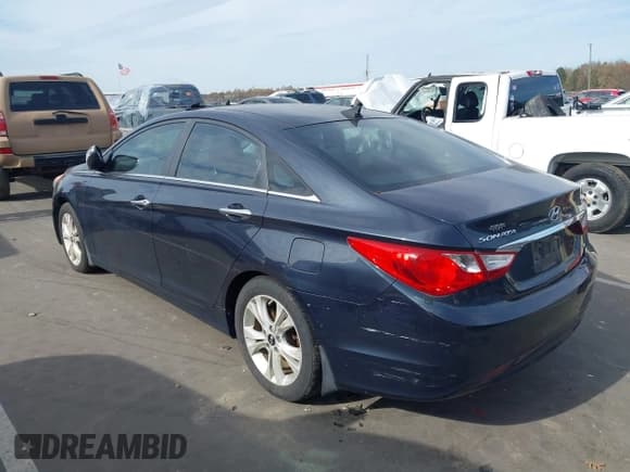 ✅ 2013 Hyundai Sonata SE • VIN: 5NPEC4AC9DH523068 • Лот: 43702830. Опубликован ранее на IAAI с пробегом 190 573 миль. Бесплатный доступ к архиву аукционных продаж из США и подробный отчёт об истории автомобиля на DreamBid. Изображение 3.
