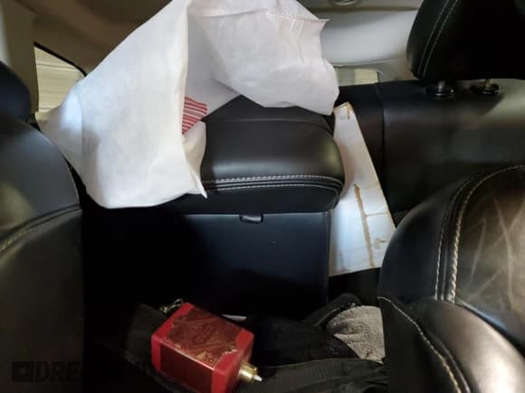 ✅ 2017 Dodge Journey Crossroad Plus • VIN: 3C4PDCGGXHT617833 • Лот: 57553295. Опубликован ранее на Copart с пробегом 85 649 миль. Бесплатный доступ к архиву аукционных продаж из США и подробный отчёт об истории автомобиля на DreamBid. Изображение 10.