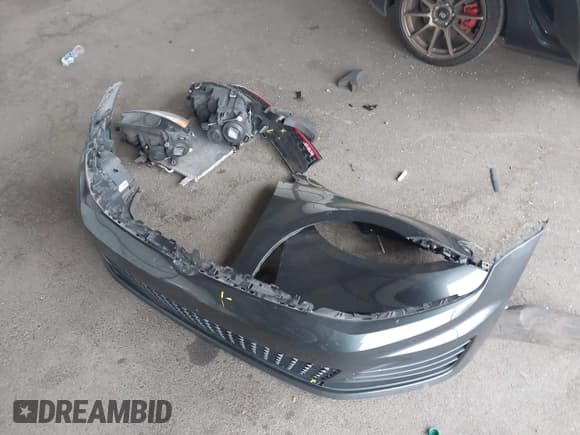 ✅ 2015 Volkswagen Golf GTI S • VIN: 3VW447AU4FM103196 • Lot: 43316897. Listed on IAAI with 124,263 mi. Free auction sales archive from the USA and detailed vehicle history report at DreamBid. Image 12.