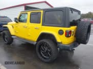 ✅ 2019 Jeep Wrangler Unlimited Sahara • VIN: 1C4HJXEN4KW687108 • Lot: 43564007. Listed on IAAI with 31,165 mi. Free auction sales archive from the USA and detailed vehicle history report at DreamBid. Image 3.