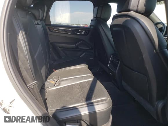 ✅ 2019 Porsche Cayenne • VIN: WP1AA2AY2KDA02103 • Лот: 62549665. Опубликован ранее на Copart с пробегом 69 153 миль. Бесплатный доступ к архиву аукционных продаж из США и подробный отчёт об истории автомобиля на DreamBid. Изображение 11.