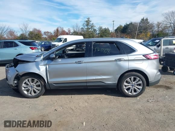 ✅ 2022 Ford Edge Titanium • VIN: 2FMPK4K99NBA94893 • Лот: 43612878. Опубликован ранее на IAAI с пробегом 86 902 миль. Бесплатный доступ к архиву аукционных продаж из США и подробный отчёт об истории автомобиля на DreamBid. Изображение 14.