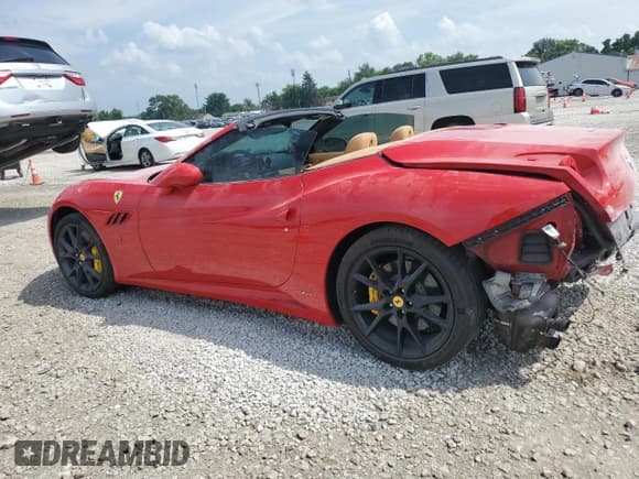 ✅ 2012 Ferrari California • VIN: ZFF65LJA1C0186092 • Lot: 64824885. Wystawiony na Copart z przebiegiem 22 496 mil. Bezpłatny archiwum sprzedaży aukcyjnych z USA i szczegółowy raport historii pojazdu na DreamBid. Zdjęcie 2.