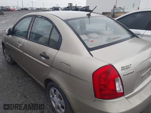 ✅ 2007 Hyundai Accent GLS • VIN: KMHCN46C47U165927 • Лот: 41953058. Опубликован ранее на IAAI с пробегом 162 590 миль. Бесплатный доступ к архиву аукционных продаж из США и подробный отчёт об истории автомобиля на DreamBid. Изображение 3.