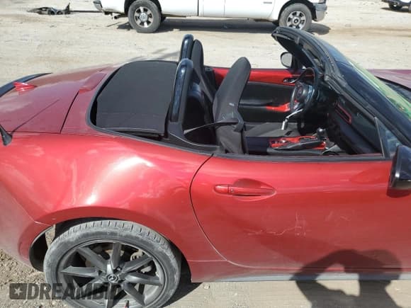 ✅ 2016 Mazda MX-5 Miata Club • VIN: JM1NDAC77G0119568 • Лот: 85306135. Опубликован ранее на Copart с пробегом 87 389 миль. Бесплатный доступ к архиву аукционных продаж из США и подробный отчёт об истории автомобиля на DreamBid. Изображение 10.