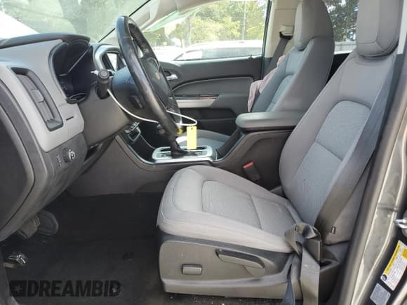 ✅ 2016 Chevrolet Colorado 2WD LT • VIN: 1GCGSCE33G1343001 • Лот: 86334515. Опубликован ранее на Copart с пробегом 61 103 миль. Бесплатный доступ к архиву аукционных продаж из США и подробный отчёт об истории автомобиля на DreamBid. Изображение 7.