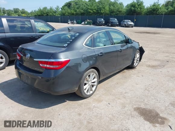 ✅ 2015 Buick Verano Convenience Group • VIN: 1G4PR5SK6F4135710 • Lot: 42864383. Wystawiony na IAAI z przebiegiem 108 821 mil. Bezpłatny archiwum sprzedaży aukcyjnych z USA i szczegółowy raport historii pojazdu na DreamBid. Zdjęcie 4.