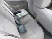 ✅ 2002 Chevrolet Prizm • VIN: 1Y1SK52802Z408768 • Lot: 42241540. Wystawiony na IAAI z przebiegiem 276 083 mil. Bezpłatny archiwum sprzedaży aukcyjnych z USA i szczegółowy raport historii pojazdu na DreamBid. Zdjęcie 8.