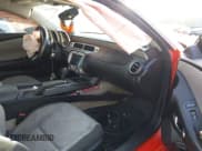 ✅ 2012 Chevrolet Camaro 2LS • VIN: 2G1FA1E38C9146908 • Lot: 43804182. Wystawiony na IAAI z przebiegiem 132 429 mil. Bezpłatny archiwum sprzedaży aukcyjnych z USA i szczegółowy raport historii pojazdu na DreamBid. Zdjęcie 5.