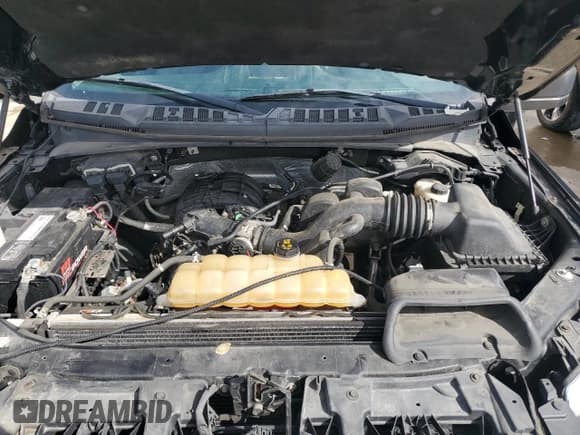 ✅ 2016 Ford F-150 XL • VIN: 1FTMF1E80GKE78809 • Lot: 82128535. Wystawiony na Copart z przebiegiem 117 544 mil. Bezpłatny archiwum sprzedaży aukcyjnych z USA i szczegółowy raport historii pojazdu na DreamBid. Zdjęcie 11.