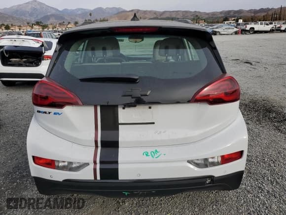✅ 2021 Chevrolet Bolt EV Premier • VIN: 1G1FZ6S08M4112892 • Lot: 84771464. Wystawiony na Copart z przebiegiem 18 055 mil. Bezpłatny archiwum sprzedaży aukcyjnych z USA i szczegółowy raport historii pojazdu na DreamBid. Zdjęcie 6.