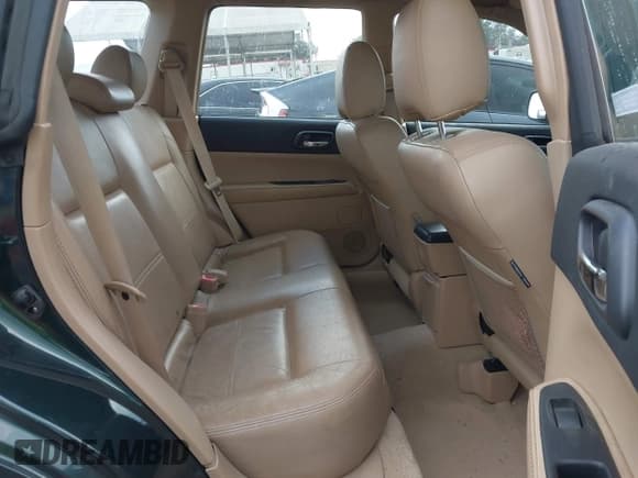 ✅ 2005 Subaru Forester XS L.L. Bean • VIN: JF1SG676X5H727145 • Lot: 42430072. Listed on IAAI with 120,769 mi. Free auction sales archive from the USA and detailed vehicle history report at DreamBid. Image 8.