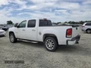 ✅ 2007 GMC Sierra Denali • VIN: 2GTEK638571677712 • Lot: 52775725. Listed on Copart with 212,901 mi. Free auction sales archive from the USA and detailed vehicle history report at DreamBid. Image 2.