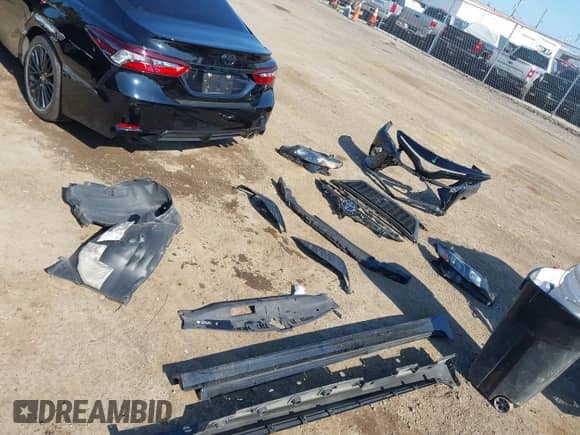 2021 Toyota Camry SE with VIN 4T1T11BK7MU040147, listed as a IAAI auction lot 42934090 with 96,071 mi miles and . Bid and sale history available at DreamBid. Image 12.