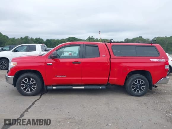 ✅ 2014 Toyota Tundra SR • VIN: 5TFUY5F18EX373647 • Lot: 42998766. Wystawiony na IAAI z przebiegiem 181 804 mil. Bezpłatny archiwum sprzedaży aukcyjnych z USA i szczegółowy raport historii pojazdu na DreamBid. Zdjęcie 14.