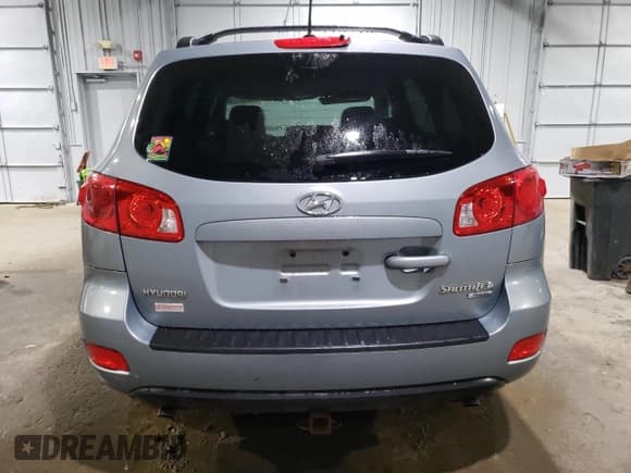 ✅ 2009 Hyundai Santa Fe GLS • VIN: 5NMSG73D39H322222 • Lot: 68543704. Listed on Copart with 232,068 mi. Free auction sales archive from the USA and detailed vehicle history report at DreamBid. Image 6.