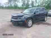 2024 Jeep Grand Cherokee Limited с VIN 1C4RJJBGXR8922522, выставлен на аукционе IAAI как лот 42552026 с пробегом 15 673 миль миль и . История ставок и продаж доступна на DreamBid. Изображение 18.