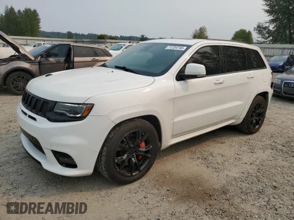 ✅ 2018 Jeep Grand Cherokee SRT • VIN: 1C4RJFDJ4JC206948 • Lot: 71724745. Wystawiony na Copart z przebiegiem 80 516 mil. Bezpłatny archiwum sprzedaży aukcyjnych z USA i szczegółowy raport historii pojazdu na DreamBid. Zdjęcie 1.