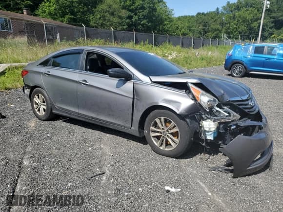 ✅ 2013 Hyundai Sonata GLS • VIN: 5NPEB4AC4DH718000 • Lot: 64631954. Listed on Copart with 112,188 mi. Free auction sales archive from the USA and detailed vehicle history report at DreamBid. Image 4.
