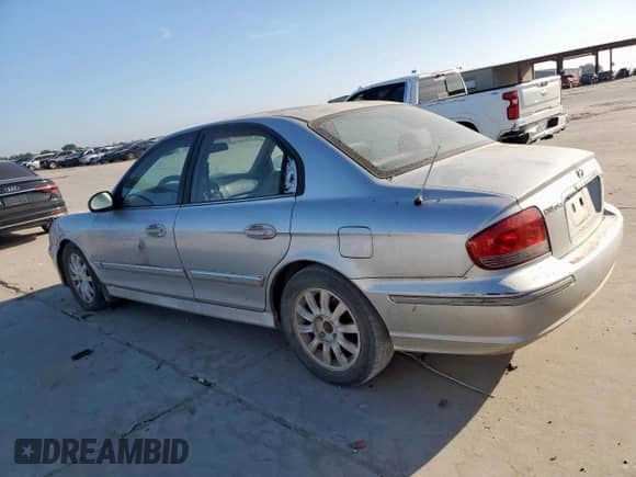 ✅ 2004 Hyundai Sonata GLS • VIN: KMHWF35H54A965117 • Лот: 57681155. Размещён на Copart с пробегом 197 408 миль миль. Получите бесплатный доступ к архиву аукционных продаж из США и посмотрите подробный отчёт об истории автомобиля на DreamBid. Изображение 2.