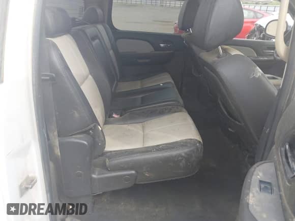 ✅ 2008 GMC Sierra 1500 SLT • VIN: 2GTEK13J881264402 • Lot: 43340783. Listed on IAAI with 286,773 mi. Free auction sales archive from the USA and detailed vehicle history report at DreamBid. Image 8.