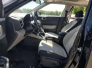 ✅ 2022 Hyundai Venue Limited • VIN: KMHRC8A33NU166014 • Lot: 57555075. Listed on Copart with 32,851 mi. Free auction sales archive from the USA and detailed vehicle history report at DreamBid. Image 7.