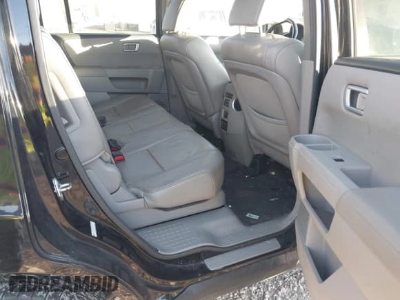 ✅ 2013 Honda Pilot EX-L • VIN: 5FNYF4H63DB020395 • Lot: 43645252. Wystawiony na IAAI z przebiegiem 192 938 mil. Bezpłatny archiwum sprzedaży aukcyjnych z USA i szczegółowy raport historii pojazdu na DreamBid. Zdjęcie 8.