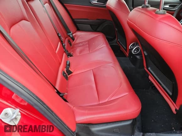 ✅ 2017 Alfa Romeo Giulia • VIN: ZARFAEDN3H7552501 • Lot: 91978655. Listed on Copart with Not provided. Free auction sales archive from the USA and detailed vehicle history report at DreamBid. Image 10.