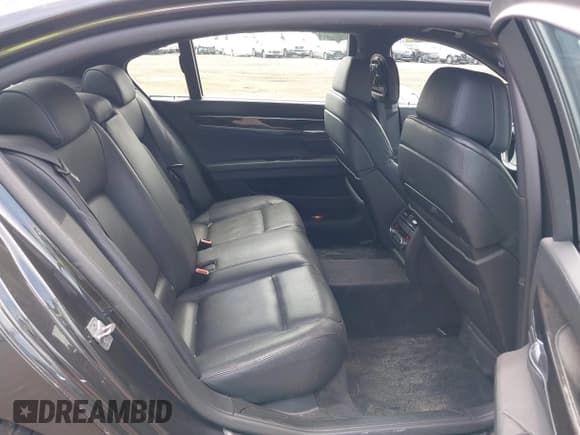 ✅ 2012 BMW 7 Series 740Li • VIN: WBAKB4C50CC575863 • Lot: 42984687. Listed on IAAI with 102,302 mi. Free auction sales archive from the USA and detailed vehicle history report at DreamBid. Image 8.
