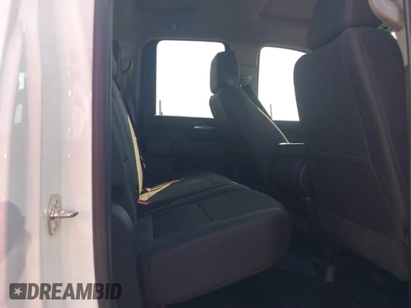 ✅ 2024 Chevrolet Silverado 2500HD Work Truck • VIN: 1GC2YLE73RF403781 • Lot: 40239055. Wystawiony na IAAI z przebiegiem 308 mil. Bezpłatny archiwum sprzedaży aukcyjnych z USA i szczegółowy raport historii pojazdu na DreamBid. Zdjęcie 8.