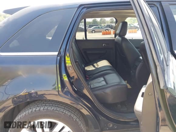 ✅ 2010 Ford Edge Limited • VIN: 2FMDK3KC2ABB52295 • Лот: 43181269. Опубликован ранее на IAAI с пробегом 211 647 миль. Бесплатный доступ к архиву аукционных продаж из США и подробный отчёт об истории автомобиля на DreamBid. Изображение 8.