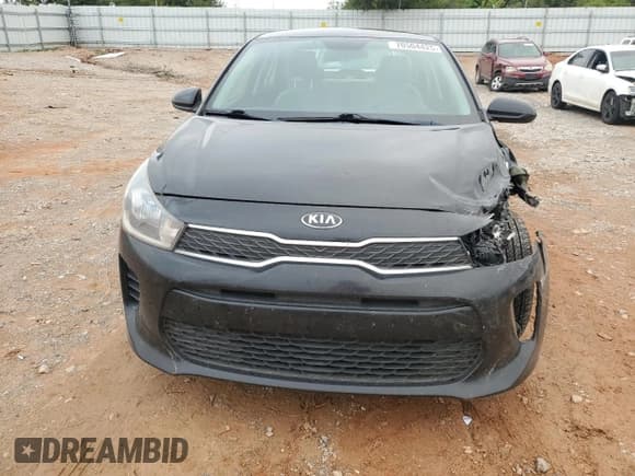 ✅ 2020 Kia Rio S • VIN: 3KPA24AD8LE297005 • Lot: 70504425. Wystawiony na Copart z przebiegiem 102 193 mil. Bezpłatny archiwum sprzedaży aukcyjnych z USA i szczegółowy raport historii pojazdu na DreamBid. Zdjęcie 5.
