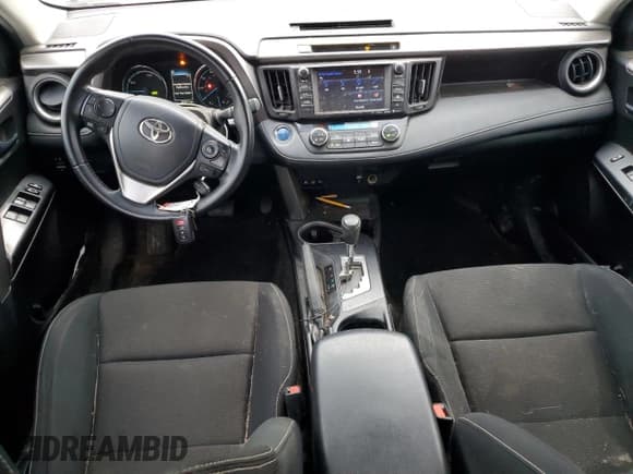 ✅ 2016 Toyota RAV4 XLE • VIN: JTMRJREVXGD030932 • Lot: 81705065. Listed on Copart with 92,411 mi. Free auction sales archive from the USA and detailed vehicle history report at DreamBid. Image 8.