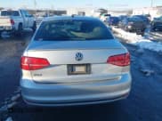 ✅ 2016 Volkswagen Jetta GLI SE • VIN: 3VW4T7AJ9GM356895 • Lot: 41260429. Listed on IAAI with 85,405 mi. Free auction sales archive from the USA and detailed vehicle history report at DreamBid. Image 16.