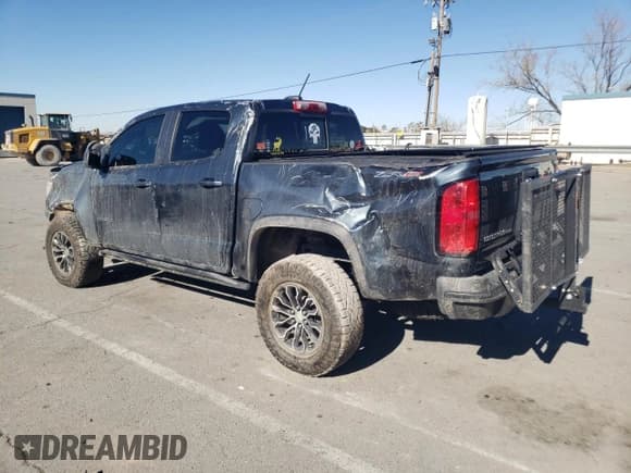 ✅ 2019 Chevrolet Colorado 4WD ZR2 • VIN: 1GCGTEENXK1338557 • Лот: 82151483. Опубликован ранее на Copart с пробегом 57 180 миль. Бесплатный доступ к архиву аукционных продаж из США и подробный отчёт об истории автомобиля на DreamBid. Изображение 2.