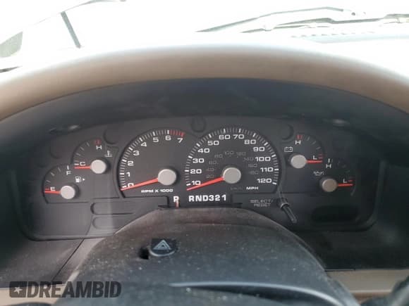 ✅ 2004 Ford Explorer XLS • VIN: 1FMZU62K64UB68846 • Lot: 47682605. Wystawiony na Copart z przebiegiem Nie podano. Bezpłatny archiwum sprzedaży aukcyjnych z USA i szczegółowy raport historii pojazdu na DreamBid. Zdjęcie 9.