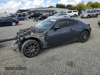 ✅ 2023 Toyota 86 • VIN: JF1ZNBB15P9760303 • Lot: 81870535. Listed on Copart with 33,721 mi. Free auction sales archive from the USA and detailed vehicle history report at DreamBid. Image 1.