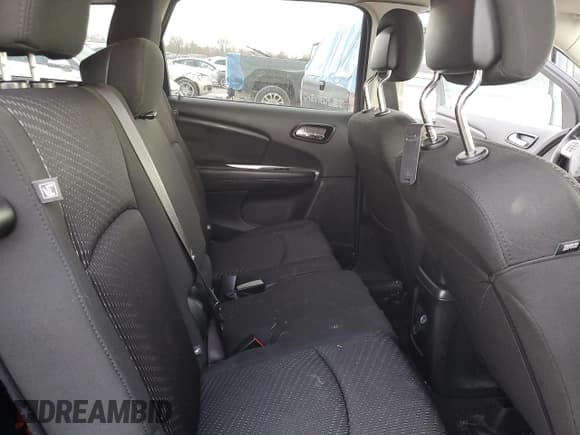 ✅ 2019 Dodge Journey SE • VIN: 3C4PDCBB8KT865176 • Lot: 91797045. Wystawiony na Copart z przebiegiem 114 145 mil. Bezpłatny archiwum sprzedaży aukcyjnych z USA i szczegółowy raport historii pojazdu na DreamBid. Zdjęcie 10.