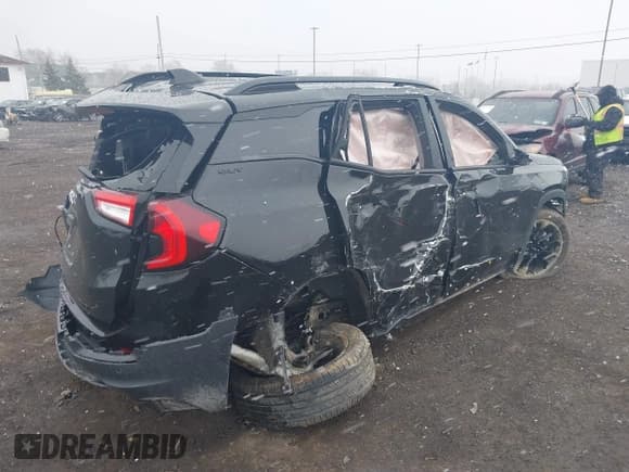 ✅ 2024 GMC Terrain SLT • VIN: 3GKALVEG4RL379216 • Lot: 41887426. Listed on IAAI with 5,906 mi. Free auction sales archive from the USA and detailed vehicle history report at DreamBid. Image 4.