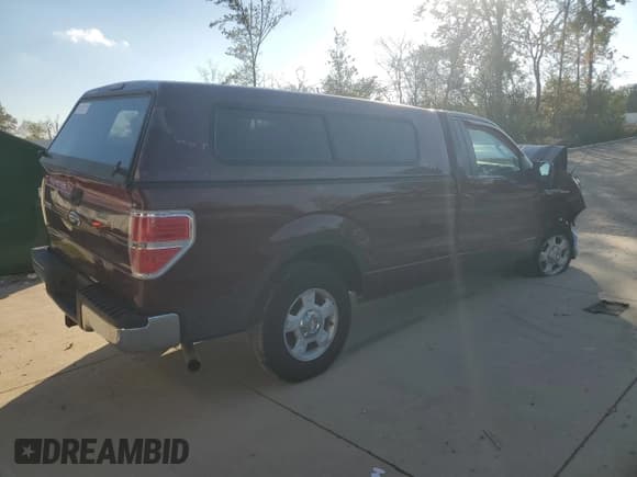 ✅ 2010 Ford F-150 XL • VIN: 1FTMF1C85AKE57478 • Lot: 82338555. Listed on Copart with 132,598 mi. Free auction sales archive from the USA and detailed vehicle history report at DreamBid. Image 3.